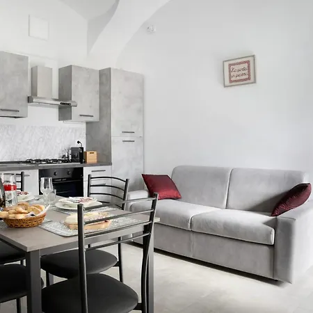Apartment La Porta In Piazza *