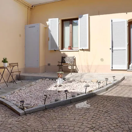 La Porta In Piazza Apartment *