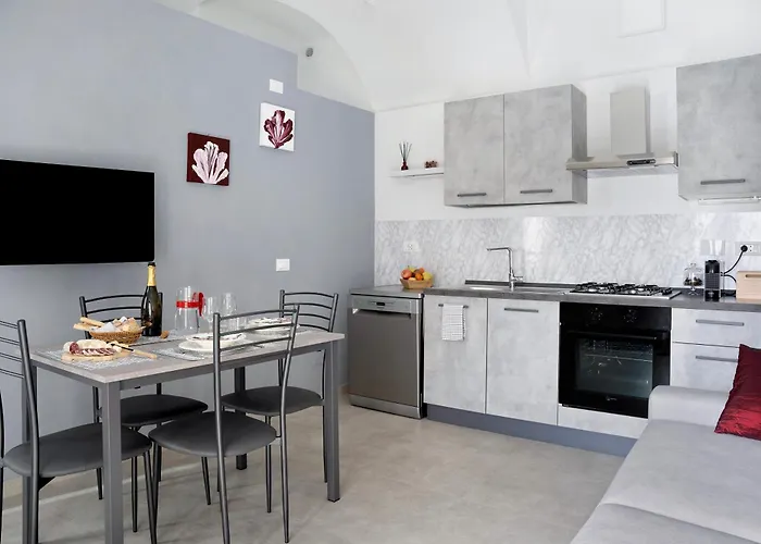 La Porta In Piazza *